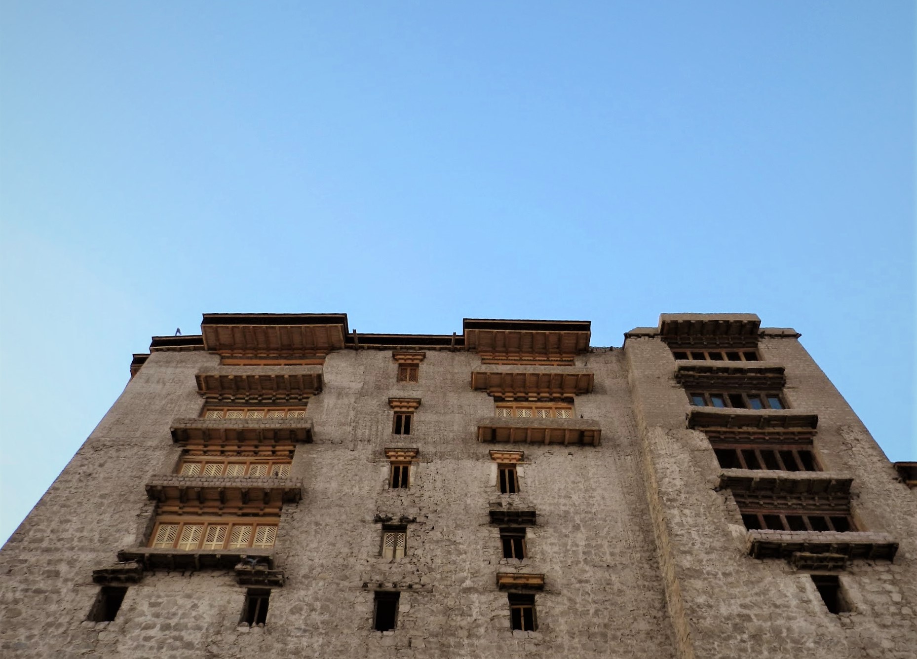 Leh (Old Town & Palace)
