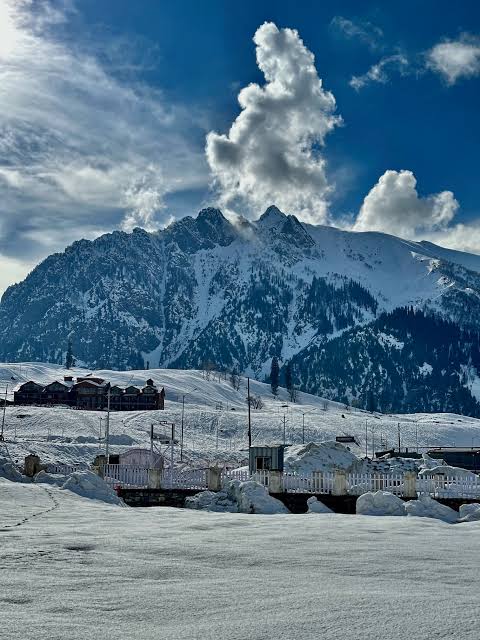 Kashmir Special With Sonmarg Stay: route photograph 2